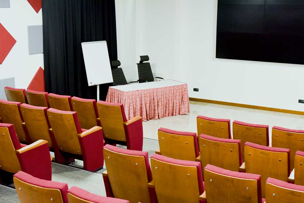 JEAN MICHE KANKAN Room