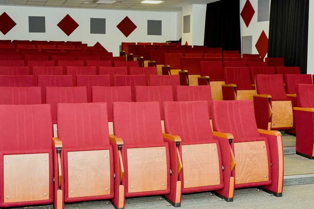 JEAN MICHE KANKAN Room