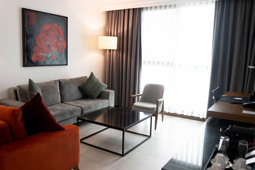 PRESIDENTIAL SUITE - Yaounde PRESIDENTIAL SUITE